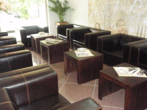 Hotel Galileo زيلينا المظهر الخارجي الصورة